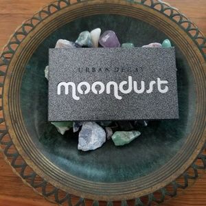 Urban Decay Moondust Eyeshadow pallete